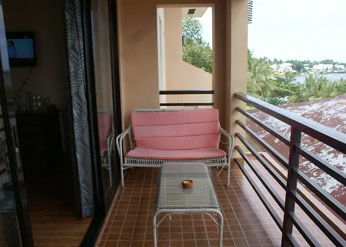 Voda Krasna & Restaurant 3*